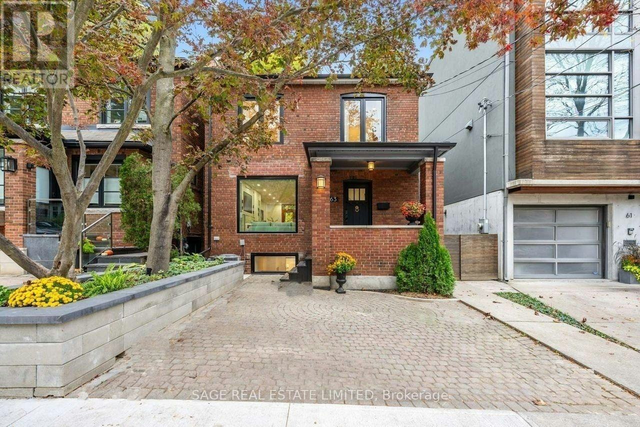 63 Astley Avenue, Toronto, ON, M4W 3B5