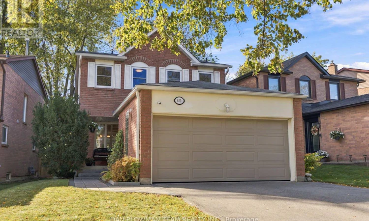 660 Foxwood Trail