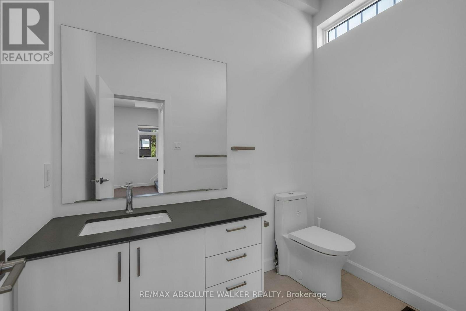 A-10 Chapleau Avenue, Ottawa, ON, K1M 1E3 - 19