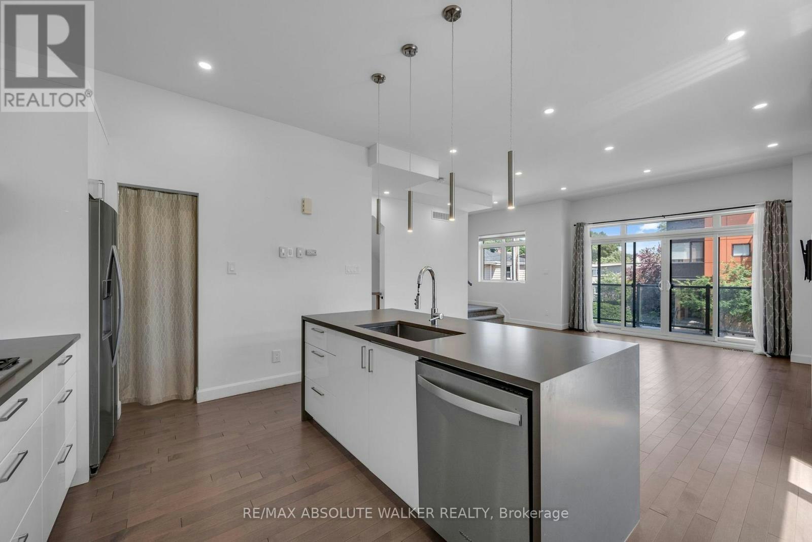 A-10 Chapleau Avenue, Ottawa, ON, K1M 1E3 - 18