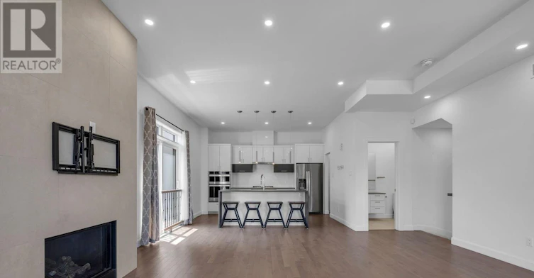 A-10 Chapleau Avenue, Ottawa, ON, K1M 1E3 - 13
