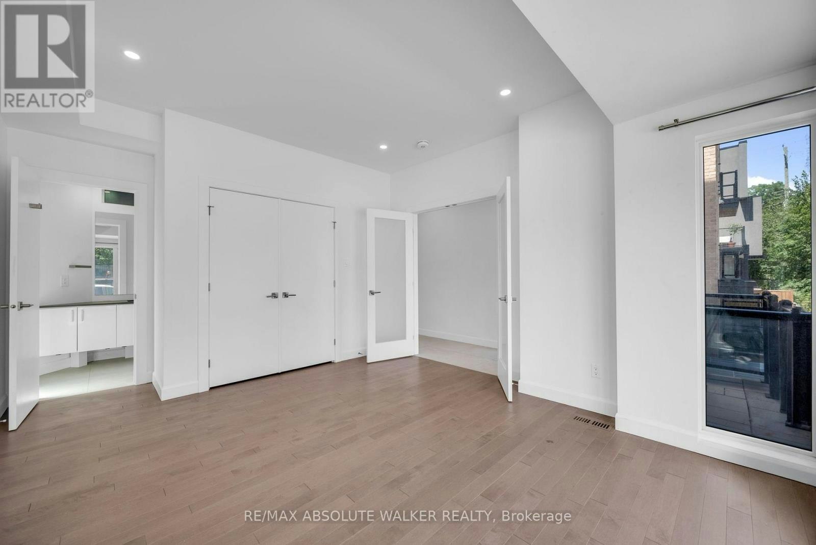 A-10 Chapleau Avenue, Ottawa, ON, K1M 1E3 - 7