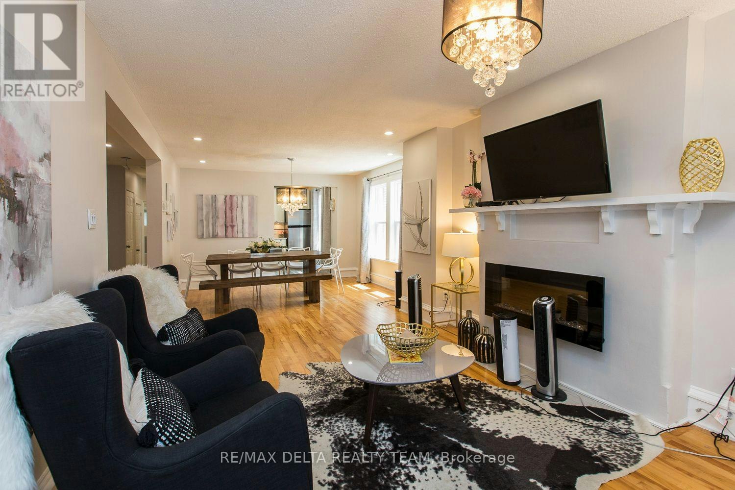 2-60 Third Avenue, Ottawa, ON, K1S 2J8 - 3