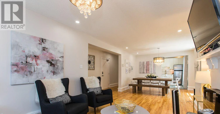 2-60 Third Avenue, Ottawa, ON, K1S 2J8 - 4
