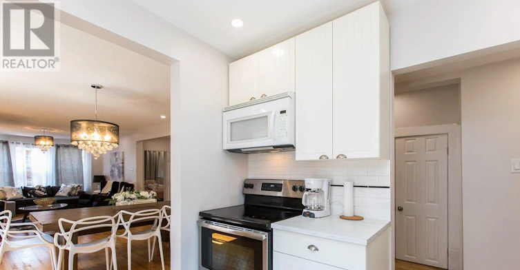 2-60 Third Avenue, Ottawa, ON, K1S 2J8 - 9