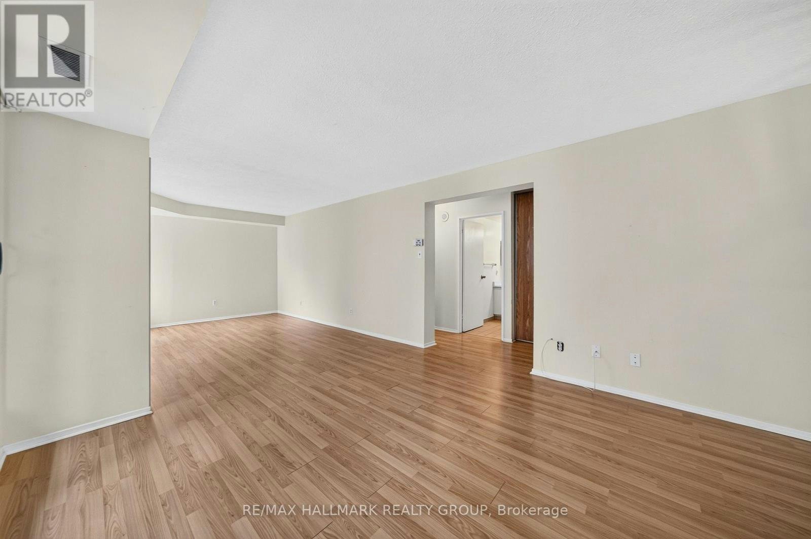 1203-200 Bay Street, Ottawa, ON, K1R 7W8 - 12