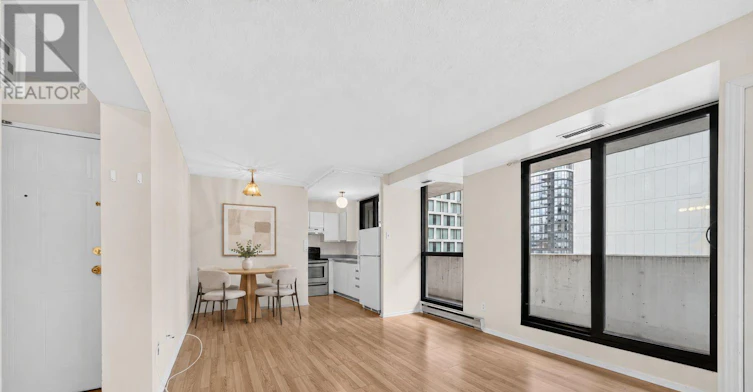 1203-200 Bay Street, Ottawa, ON, K1R 7W8 - 9