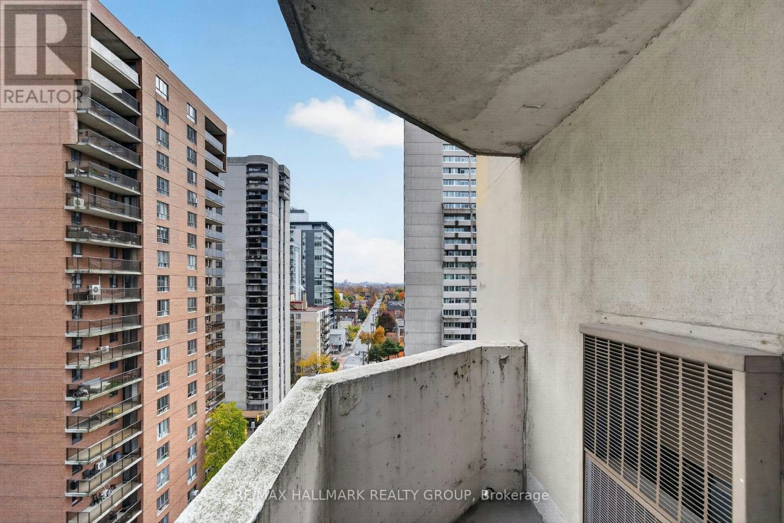 1203-200 Bay Street, Ottawa, ON, K1R 7W8 - 32