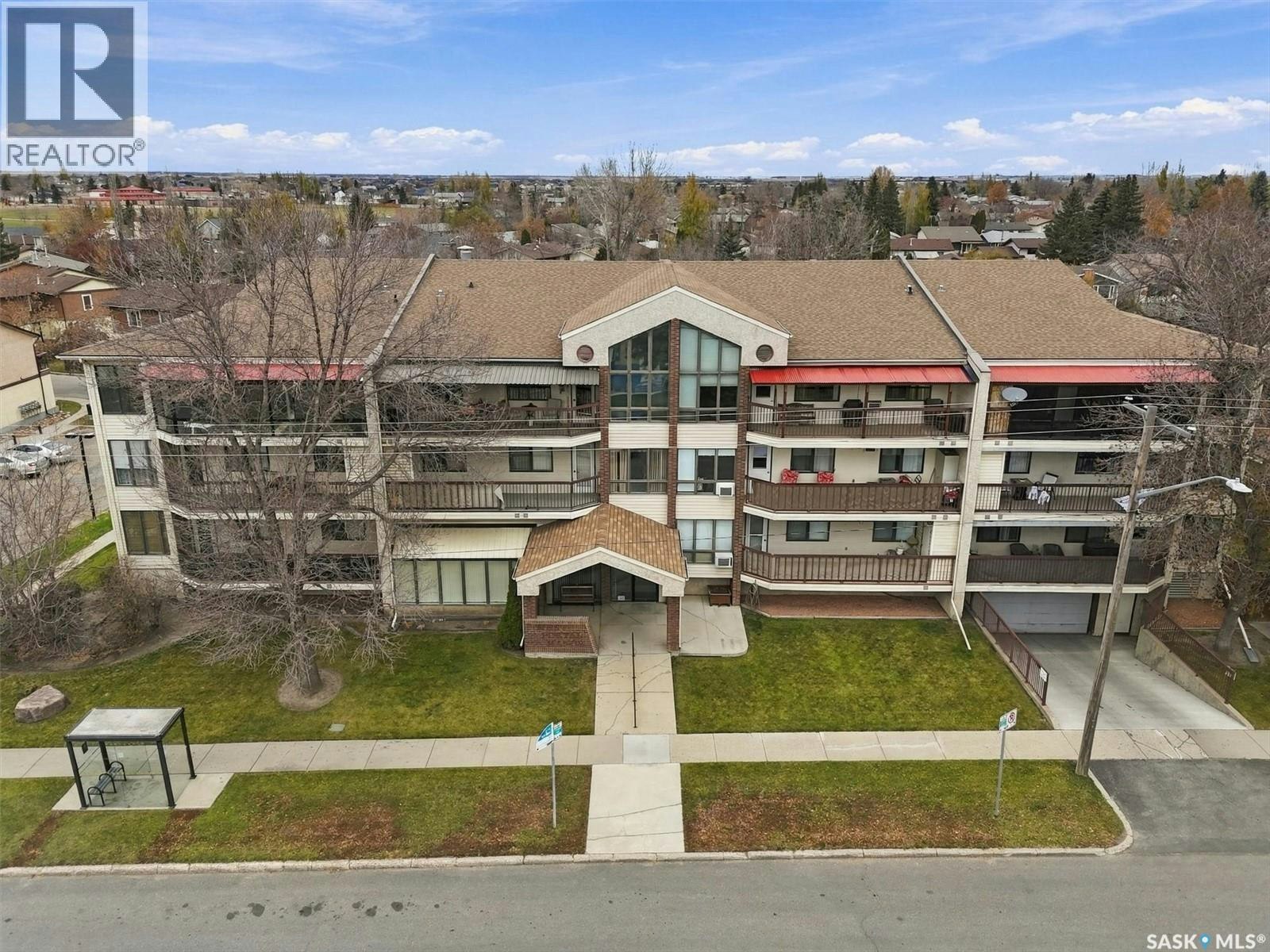 306-3220 33rd Street W, Saskatoon, SK, S7L 6K3