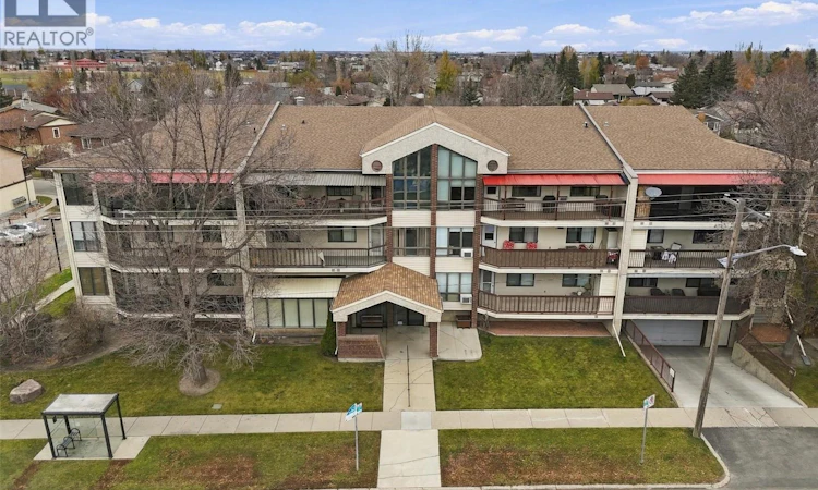 306-3220 33rd Street W