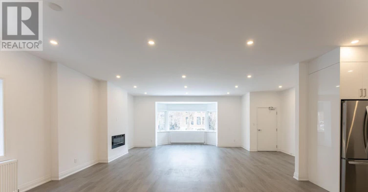 MAIN-8 Glen Edyth Drive, Toronto, ON, M4V 2V7 - 3