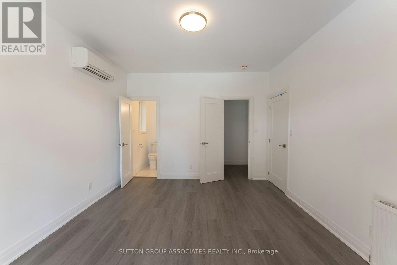 MAIN-8 Glen Edyth Drive, Toronto, ON, M4V 2V7 - 13