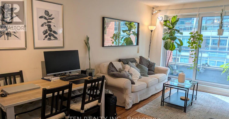 913-230 King Street E, Toronto, ON, M5A 1K5 - 2