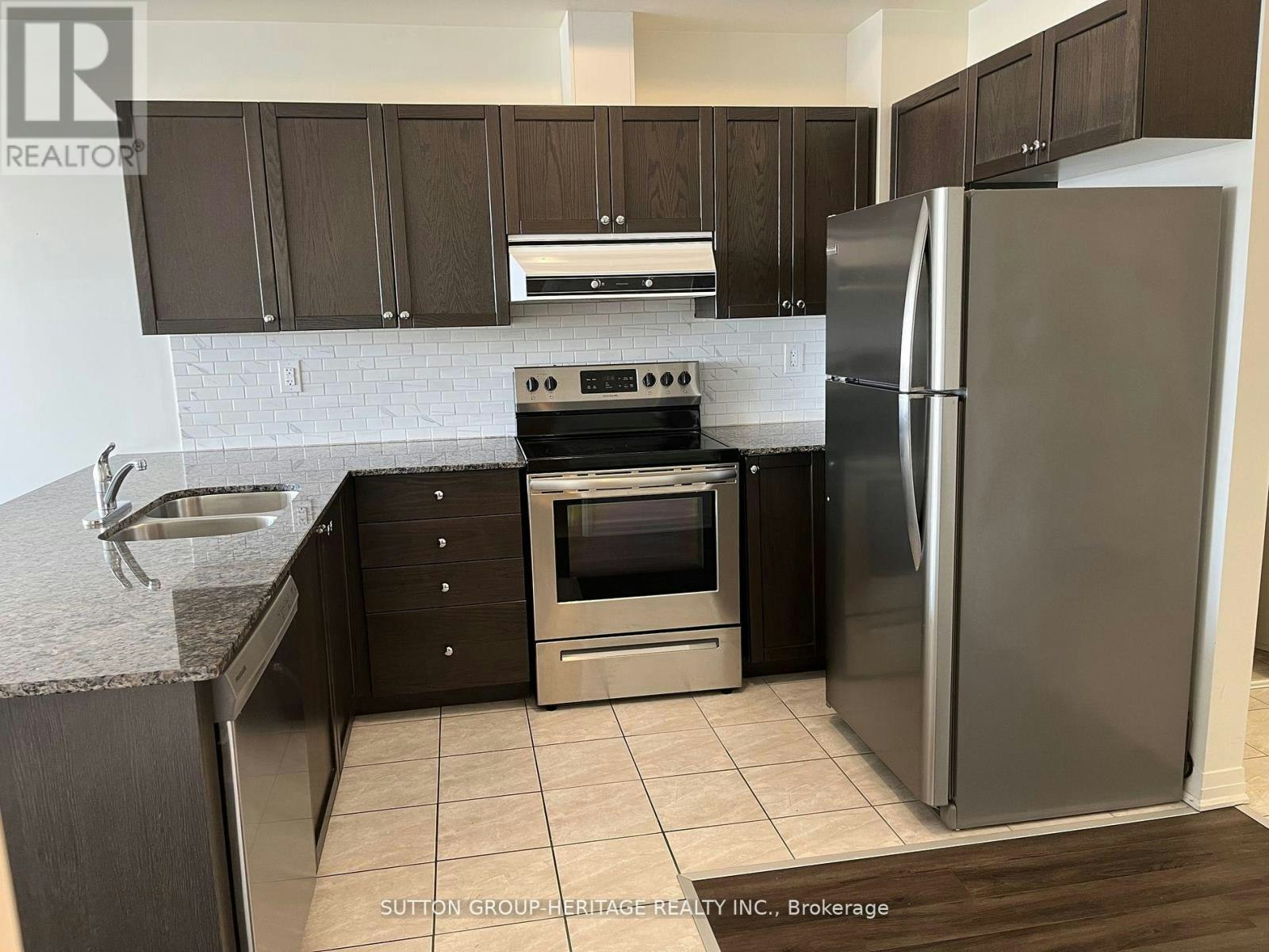 301-70 Shipway Avenue W, Clarington, ON, L1B 0V7 - 6