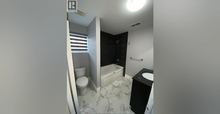 4255 Zurich Avenue, Windsor, ON, N9G 2Z7 - 15