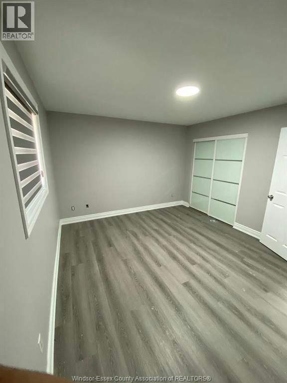 4255 Zurich Avenue, Windsor, ON, N9G 2Z7 - 8