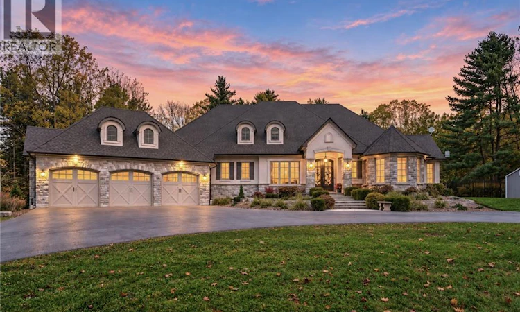 1043 Jerseyville Road W