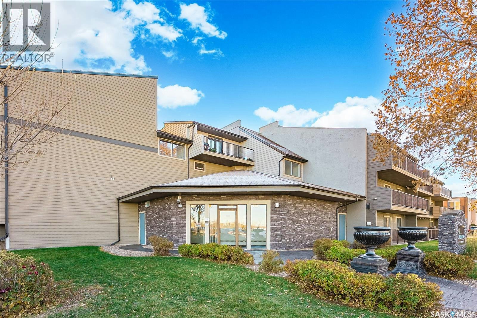 204-2233 St Henry Avenue, Saskatoon, SK, S7M 5K6