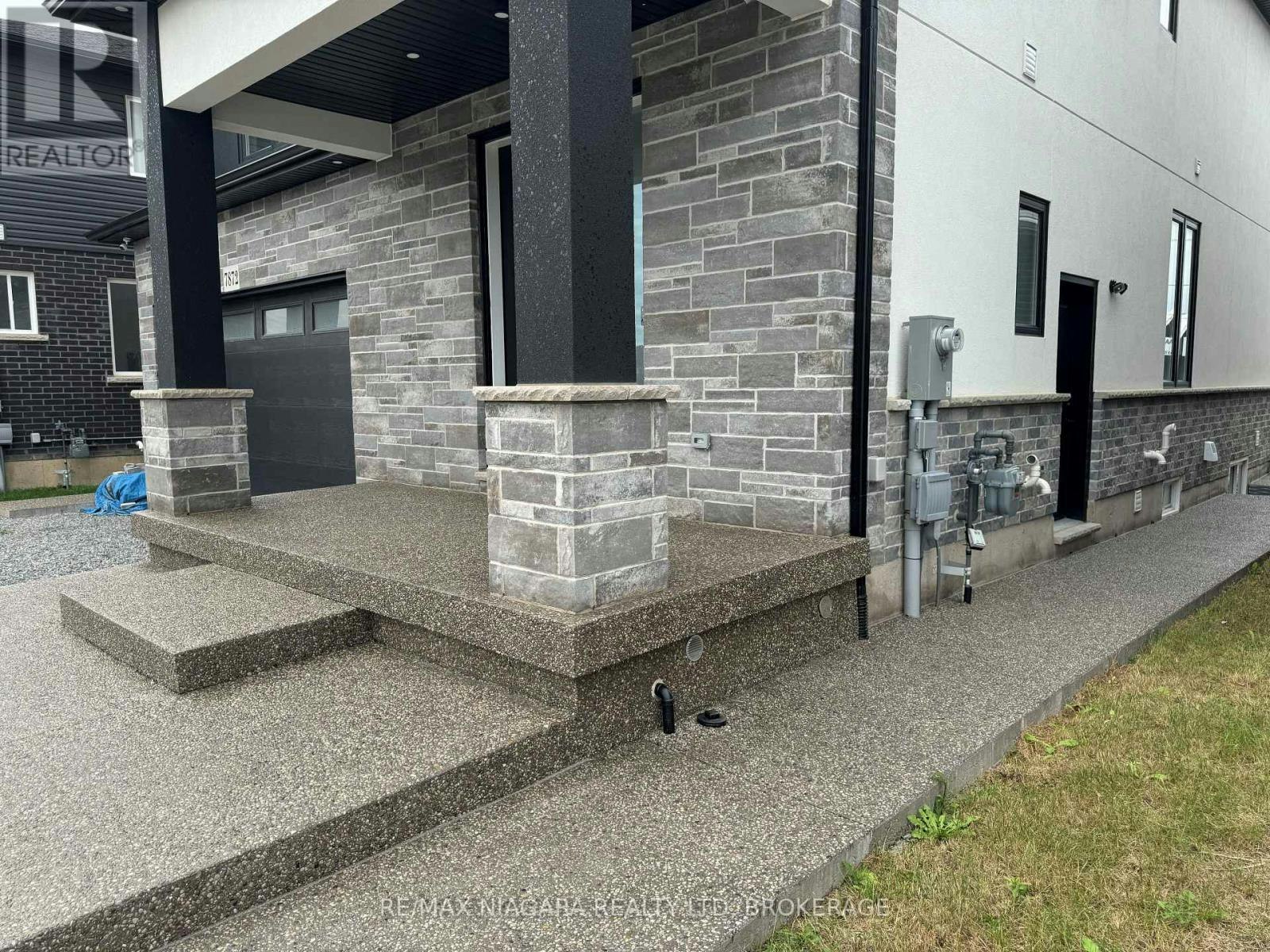 LOWER-7872 Seabiscuit Drive, Niagara Falls, ON, L2H 3T9 - 2