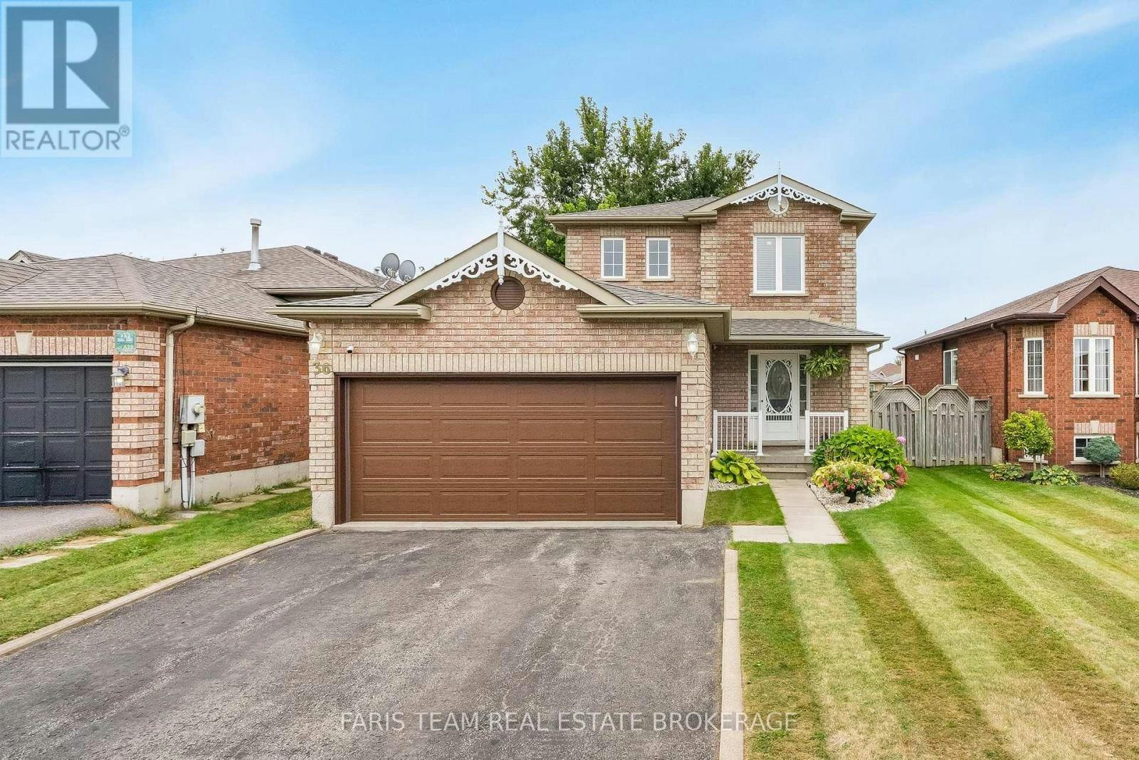 36 Red Oak Drive, Barrie, ON, L4N 9M3