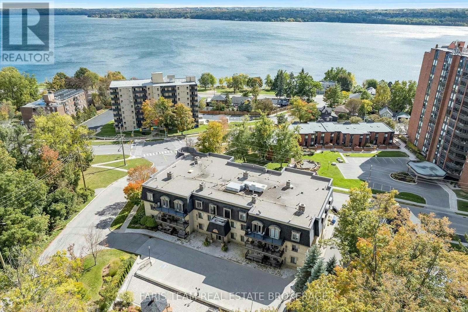 101-200 Collier Street, Barrie, ON, L4M 1H7
