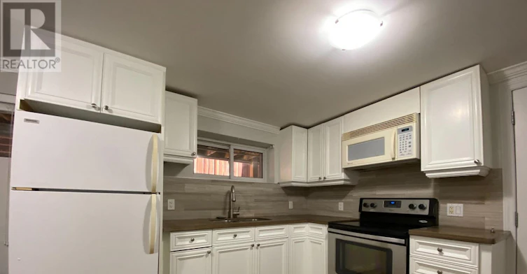 4176 Cawthra Road, Mississauga, ON, L4Z 1A1 - 9