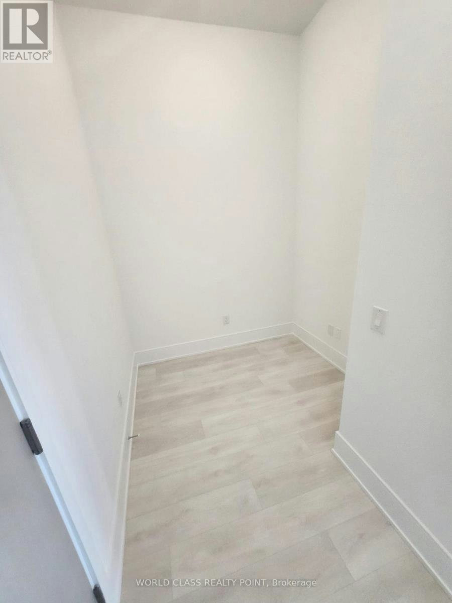 211-2450 Bloor Street S, Toronto, ON, M6S 0A9 - 13
