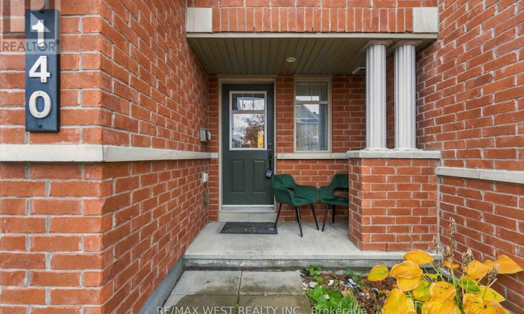 140 Lerta Way