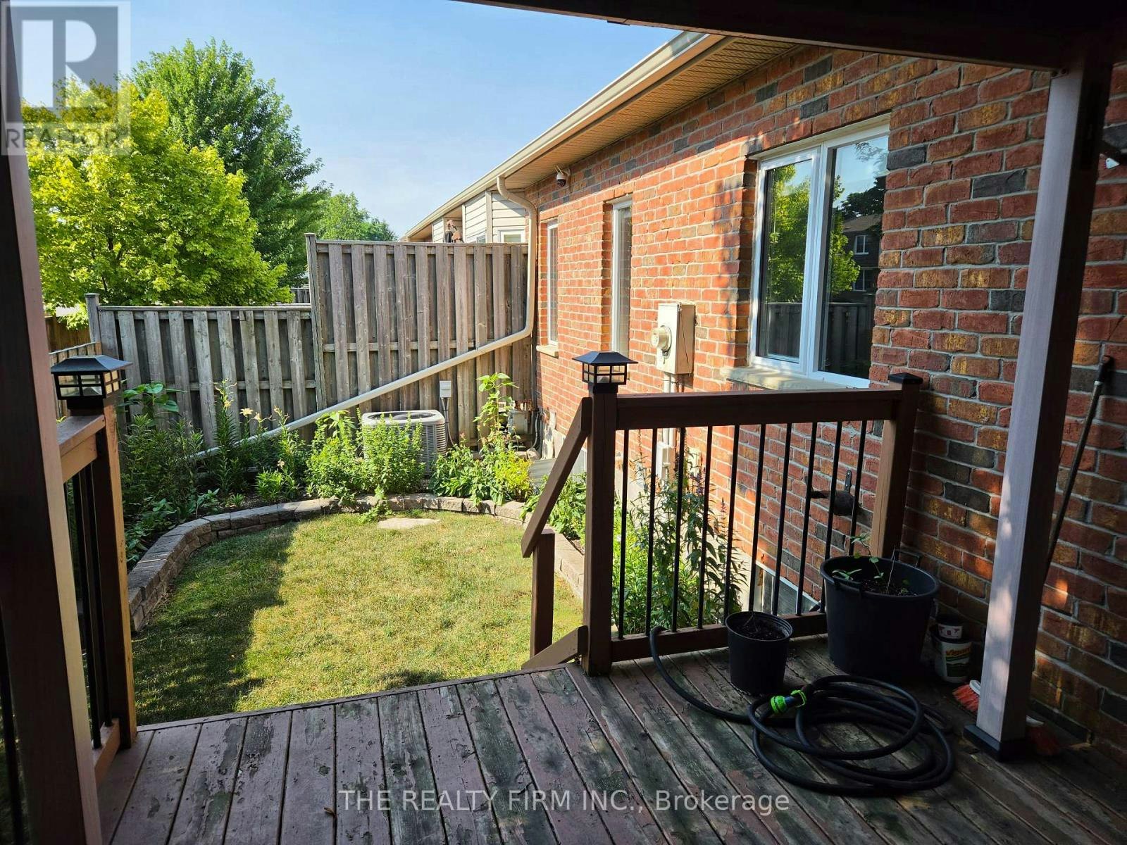 11-100 Stroud Crescent, London, ON, N6E 4A1 - 29