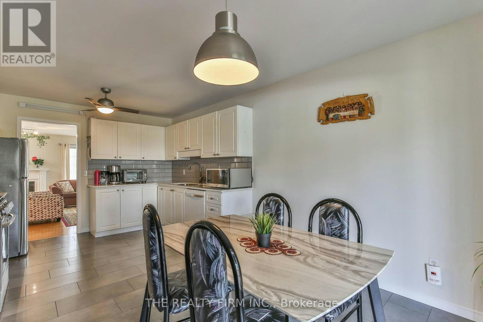 11-100 Stroud Crescent, London, ON, N6E 4A1 - 16