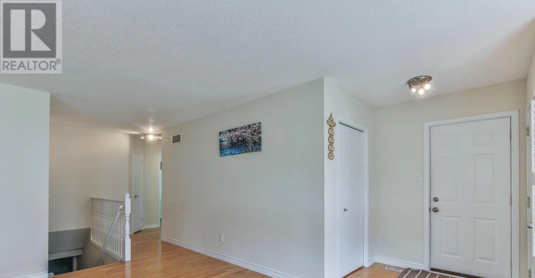 11-100 Stroud Crescent, London, ON, N6E 4A1 - 4