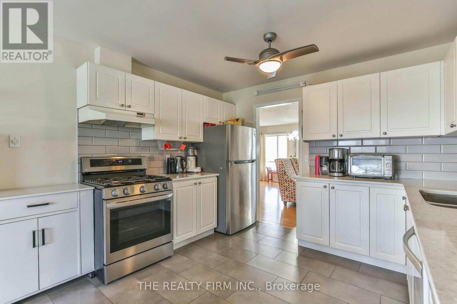 11-100 Stroud Crescent, London, ON, N6E 4A1 - 11
