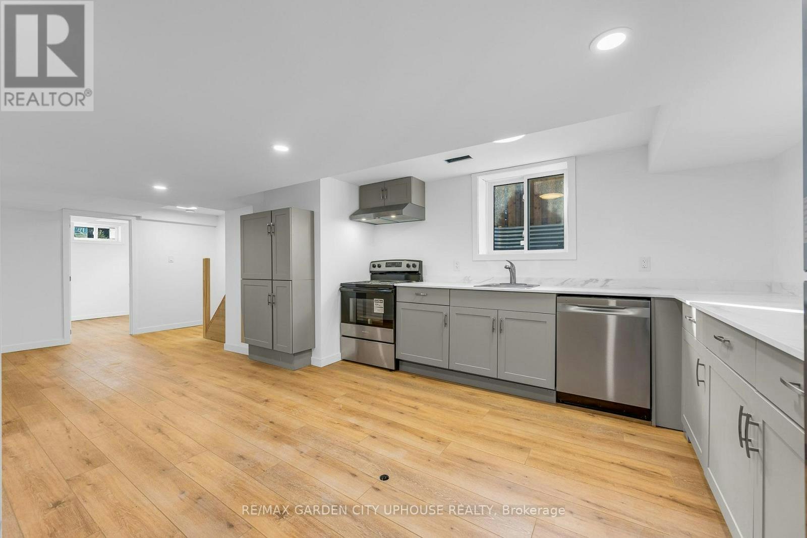 BASEMENT-15 Dexter Drive, Welland, ON, L3C 4B3 - 3