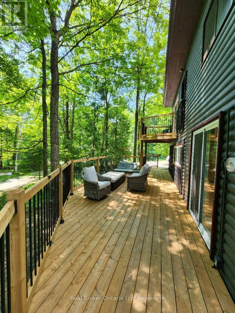 12 7th Avenue, South Bruce Peninsula, ON, N0H 2T0 - 8