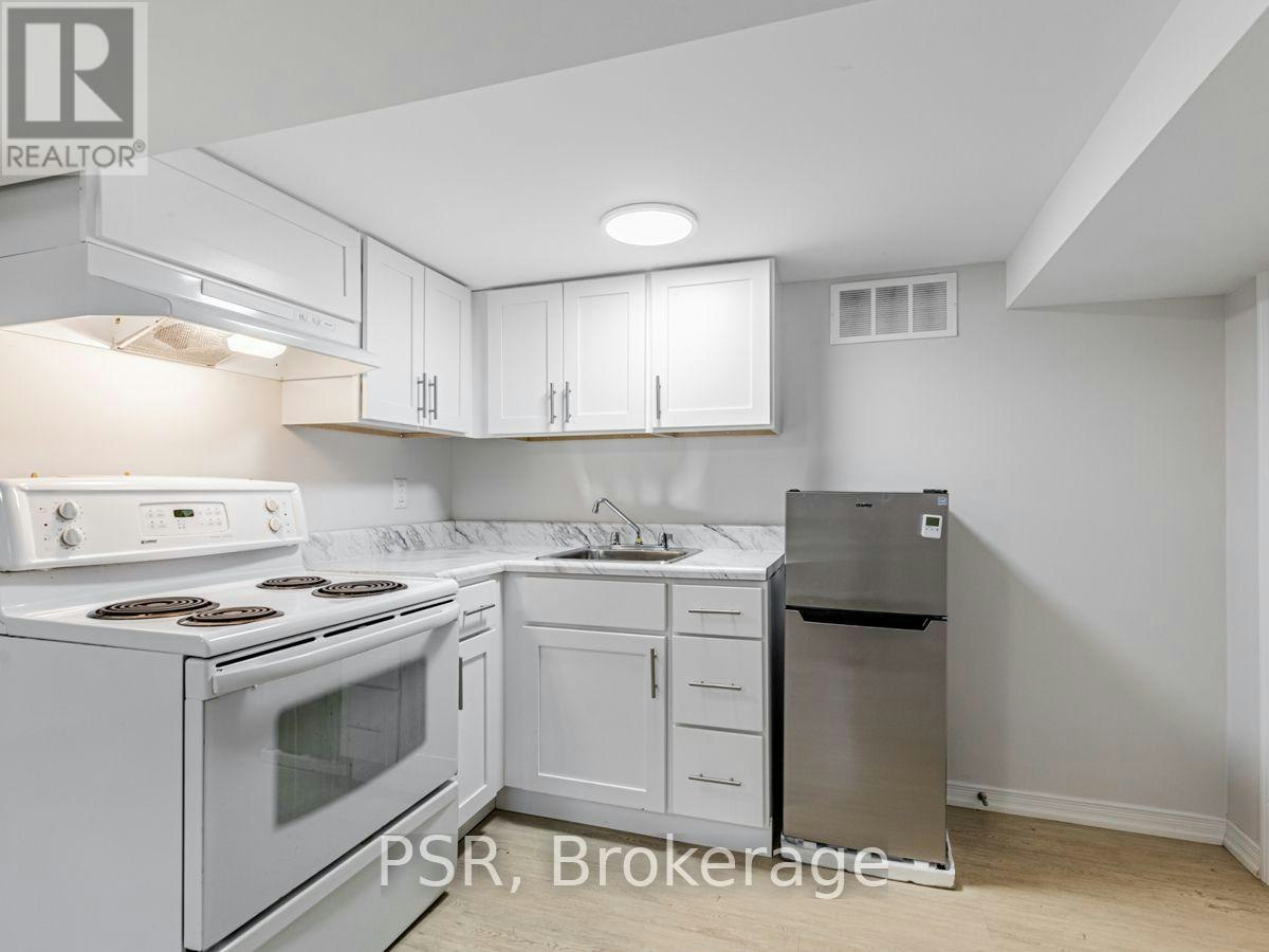 BSMT-41 Fairholme Avenue, Toronto, ON, M6B 2W7 - 11