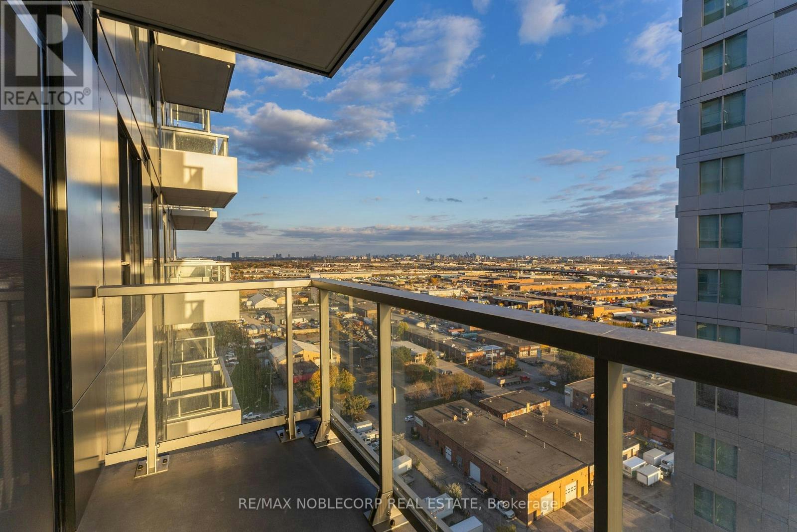 1707A-5 Meadowdale Road, Vaughan, ON, L4K 0C7 - 17