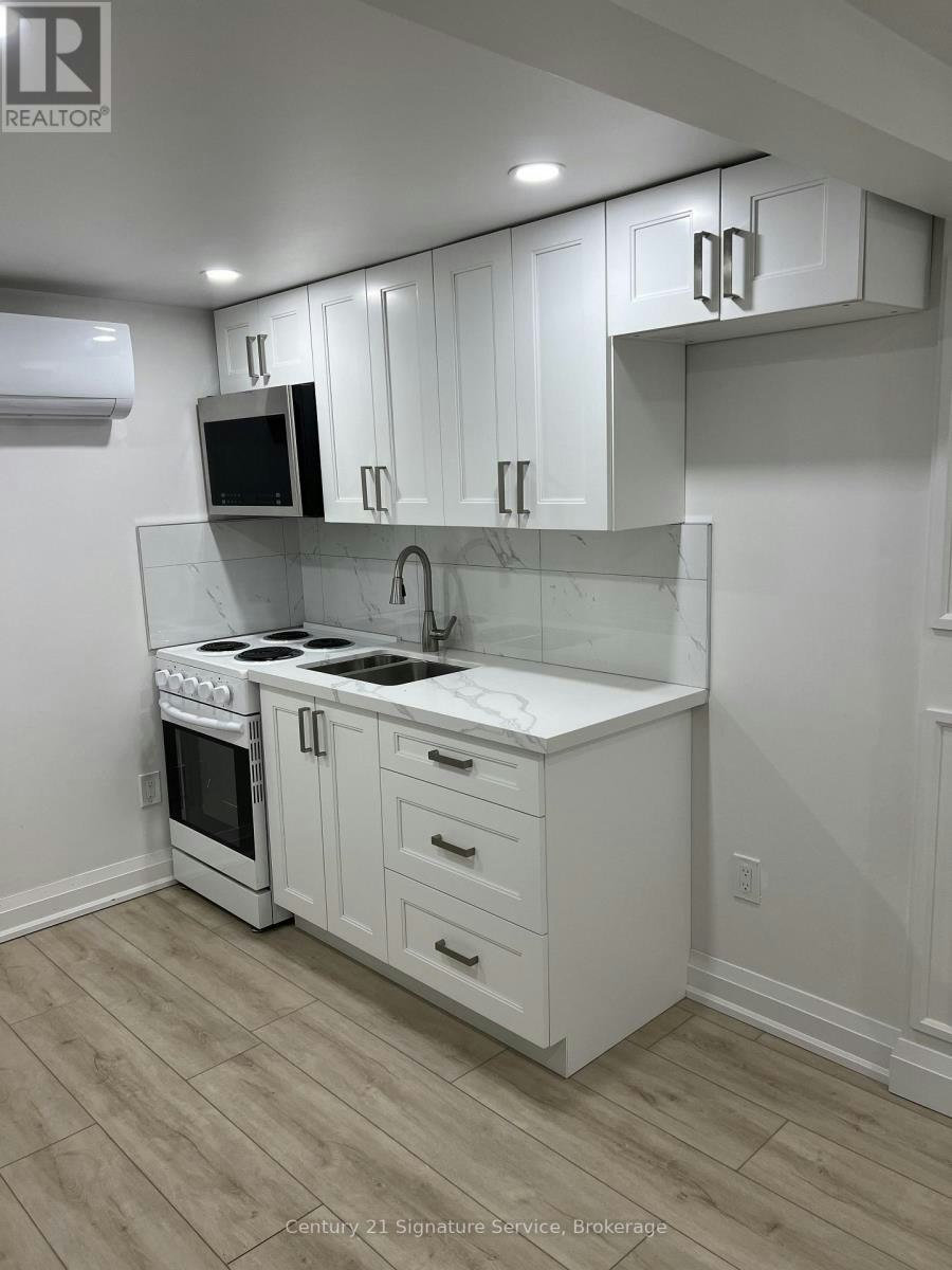 BASEMENT-223 Hickling Trail, Barrie, ON, L4M 5W6