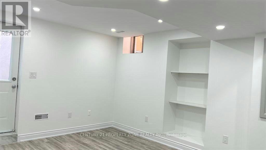 BSMT-544 Dougall Avenue, Caledon, ON, L7C 3Y9 - 2