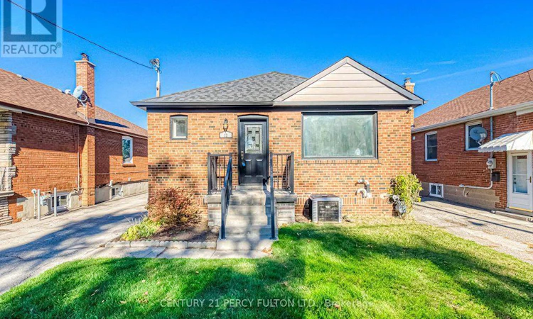 12 Silvercrest Avenue