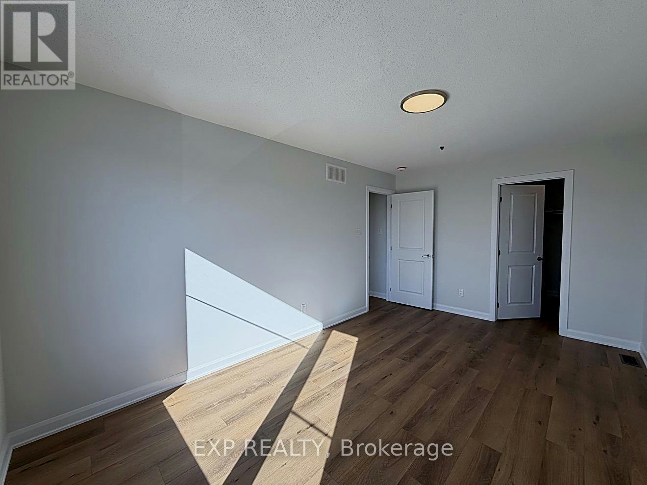 633 Moonglade Crescent, Ottawa, ON, K2J 7N2 - 14