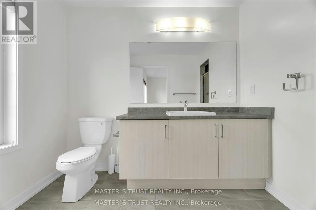 183 Harding Park Street, Newmarket, ON, L3Y 0E3 - 28