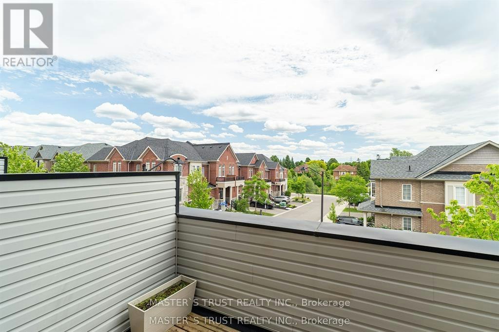 183 Harding Park Street, Newmarket, ON, L3Y 0E3 - 18