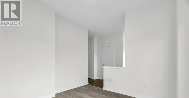 183 Harding Park Street, Newmarket, ON, L3Y 0E3 - 7