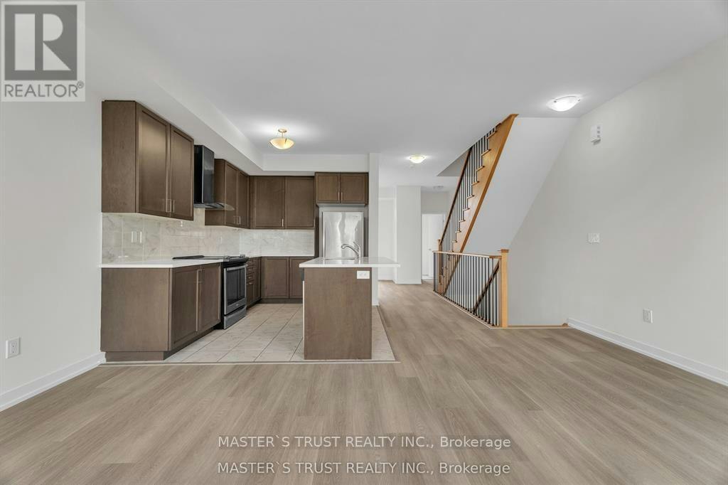 183 Harding Park Street, Newmarket, ON, L3Y 0E3 - 14