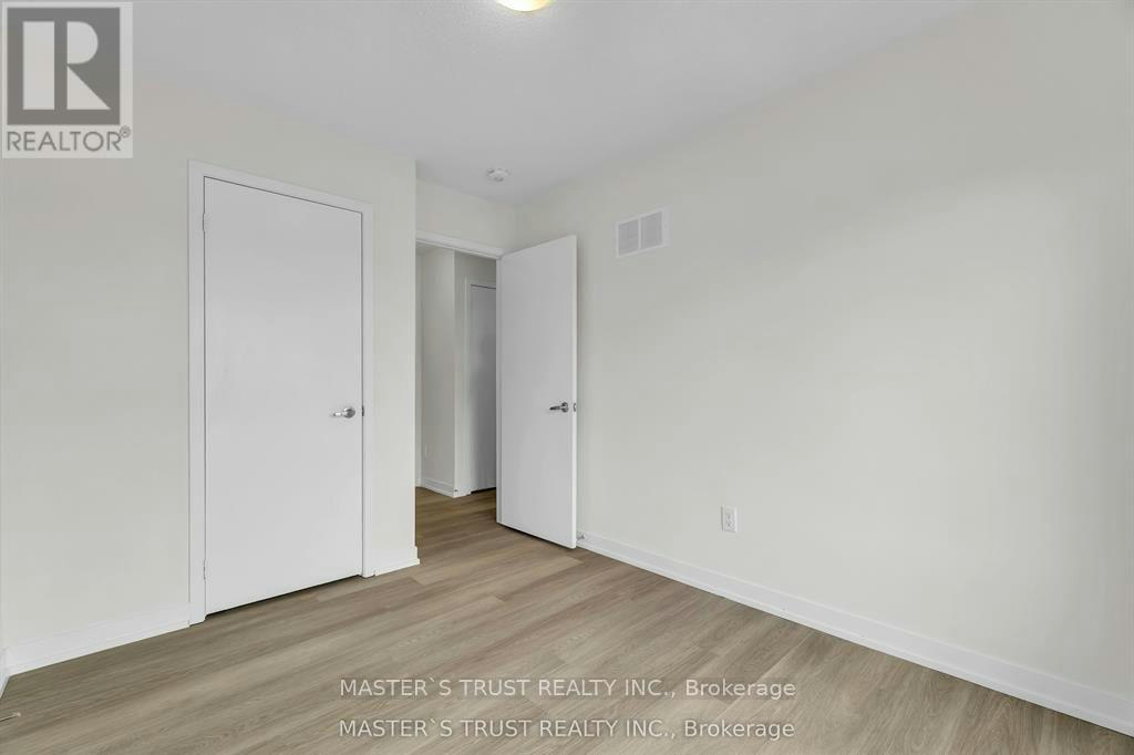 183 Harding Park Street, Newmarket, ON, L3Y 0E3 - 24