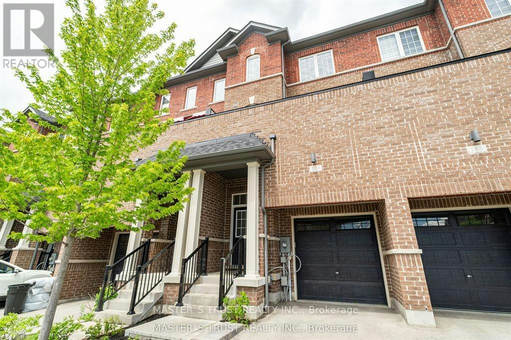183 Harding Park Street, Newmarket, ON, L3Y 0E3 - 2