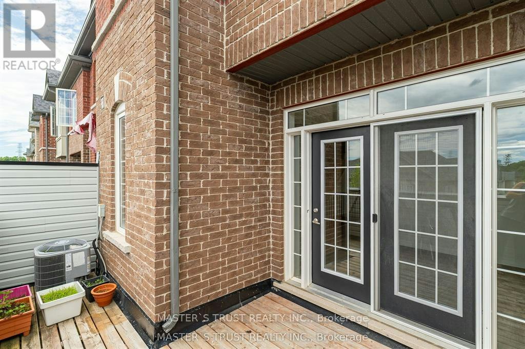 183 Harding Park Street, Newmarket, ON, L3Y 0E3 - 19