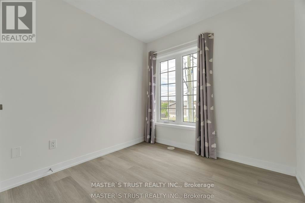 183 Harding Park Street, Newmarket, ON, L3Y 0E3 - 21
