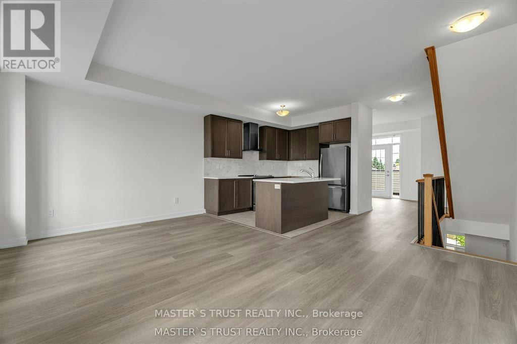 183 Harding Park Street, Newmarket, ON, L3Y 0E3 - 12