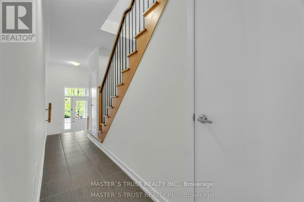 183 Harding Park Street, Newmarket, ON, L3Y 0E3 - 4